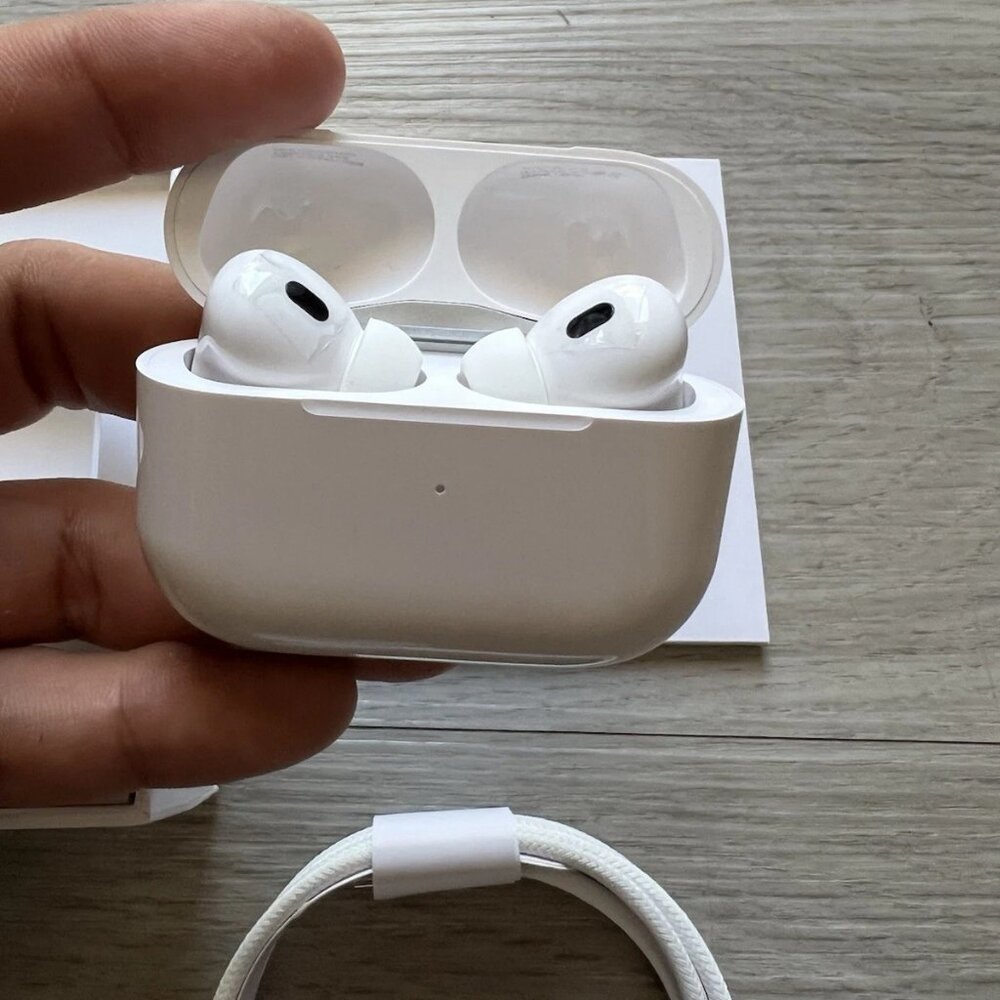 AirPods Pro 2nd Generation with MagSafe Wireless Charging Case (USB‑C)
